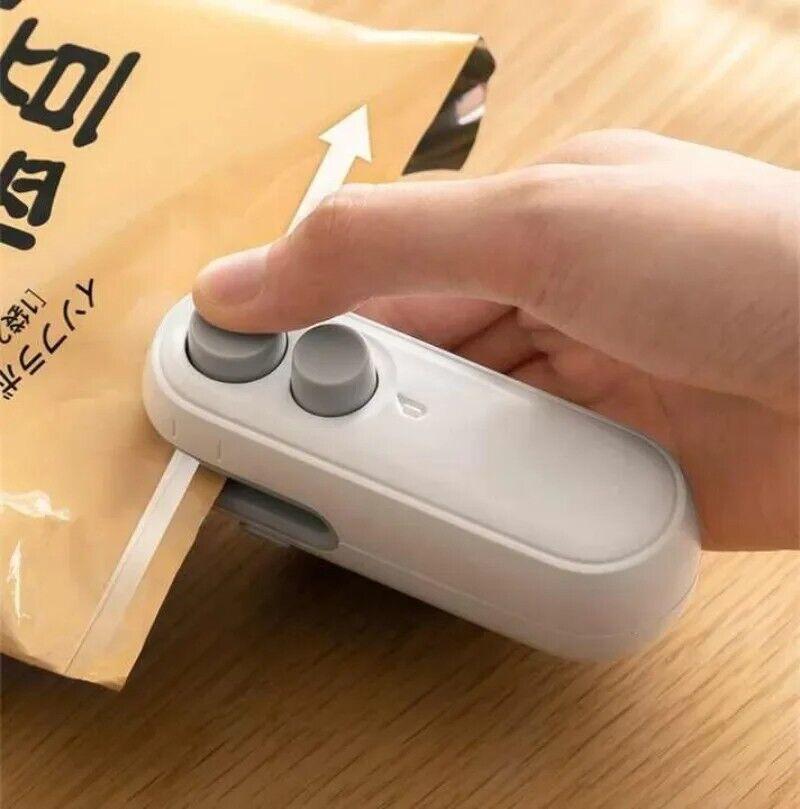 Cordless Handheld Food Vacuum Sealer mini Portable For Snacks heat seal Recharge