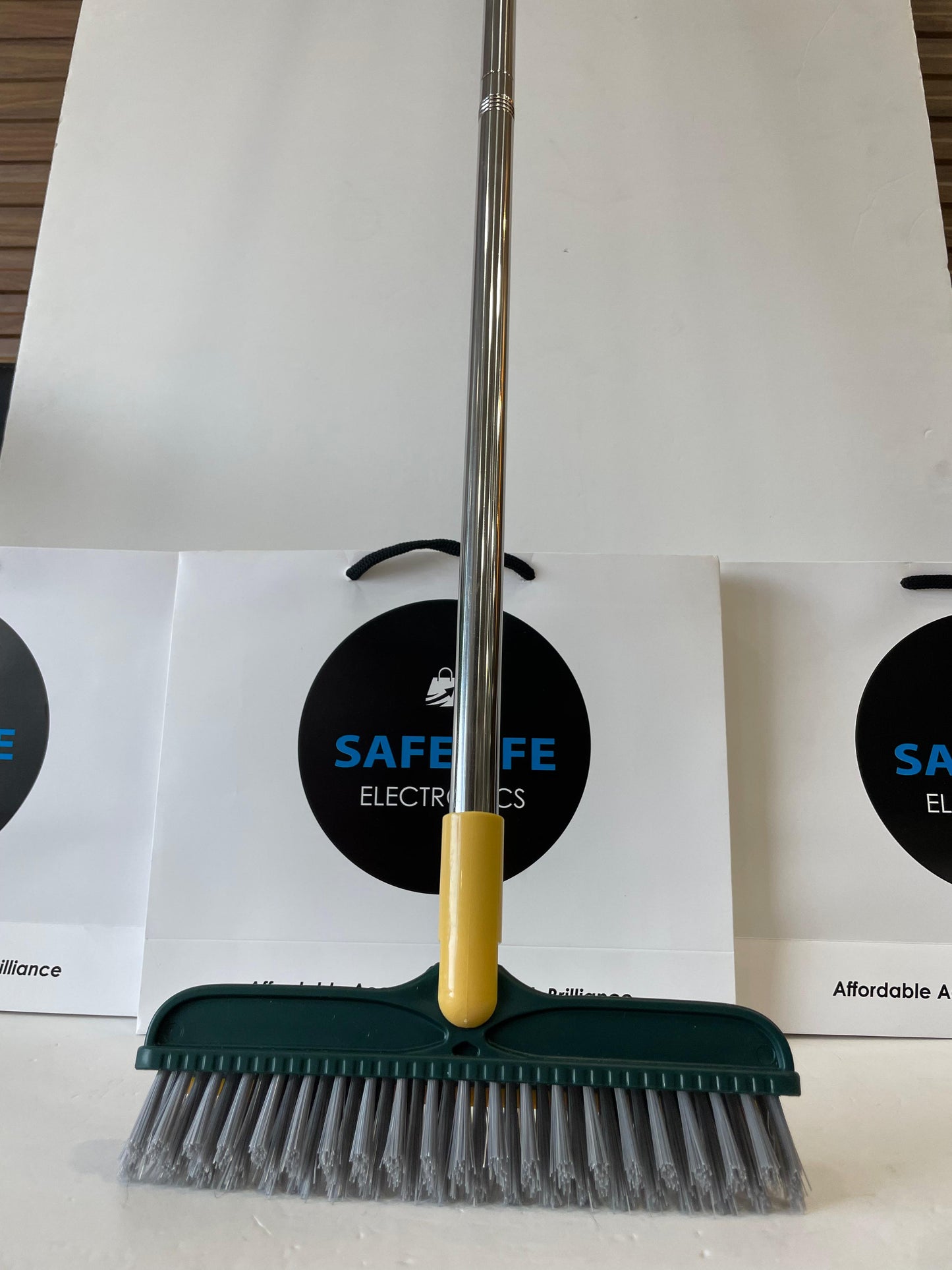 Cleaning Tool Bathroom Cleaning Brush with Wiper 2 in 1 Tiles Cleaning Brush Floor Scrub Bathroom Brush with Long Handle 120° Rotate Bathroom Disposable Plate