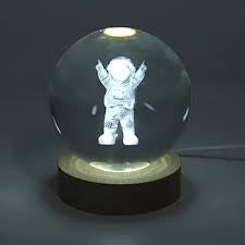 LED Astronaut Night Lamp Crystal Ball with USB Wooden Base 3D Inter Carving Ornament Night Lamp for Home Decoration Crystal Ball Night Light