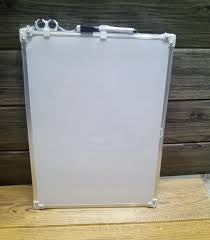Magnatic white Board with Pen, size 30*40 cm