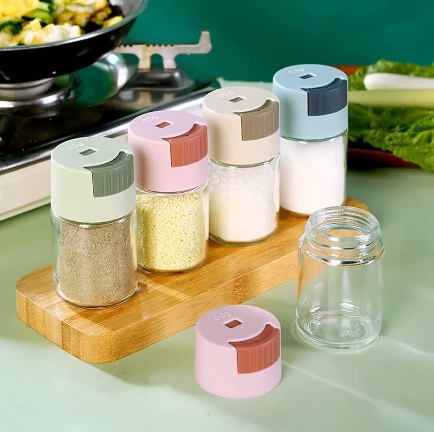 Quantitative Salt Control Bottle, Ration Spice Dispenser Air-Tight Clear Glass Bottle, Seasoning Bottle Paper Shakers, Precise for Kitchen, (Multicolour ) (Pack of 1) I-112