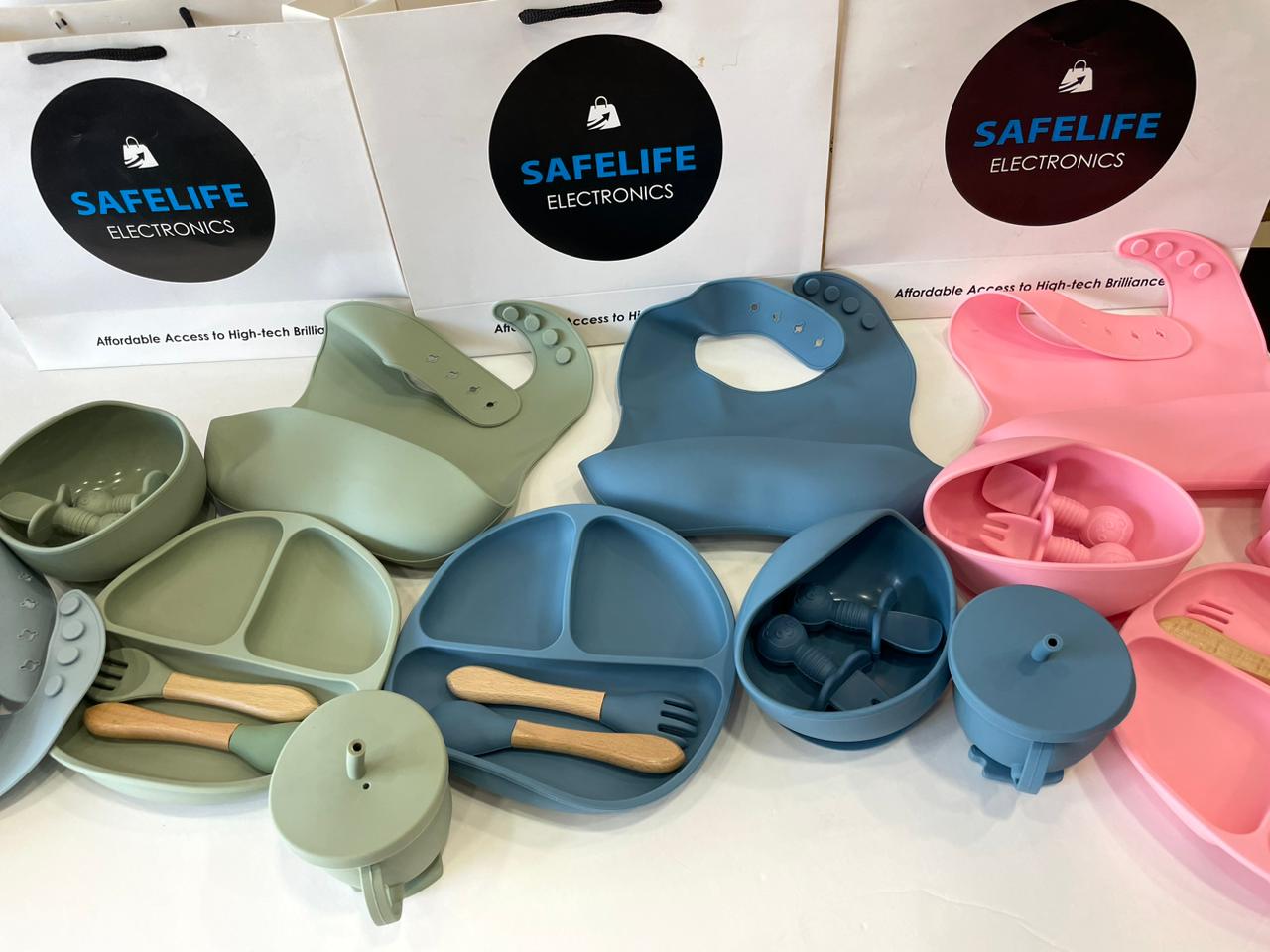 8 Pieces Silicone Baby Feeding Set