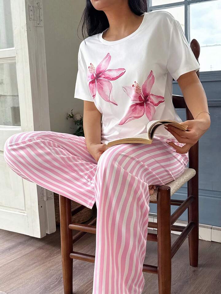 2pcs Set high quality Women & Girls Floral Print Short Sleeve Top And Striped Long Pants Spring/Summer D1905