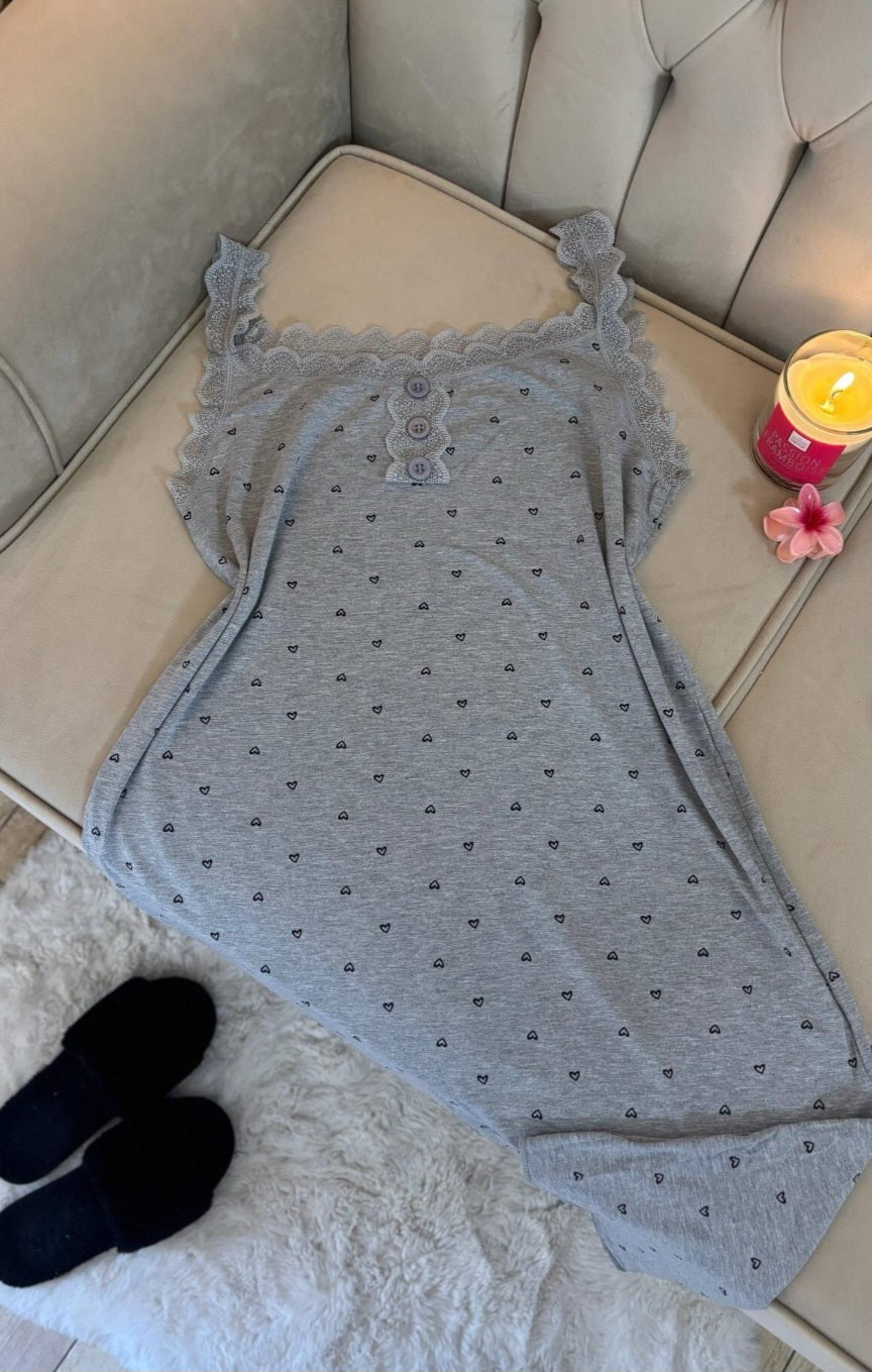 High quality Pyjamas Ladies Nightdress Long Nightdress With Hearts